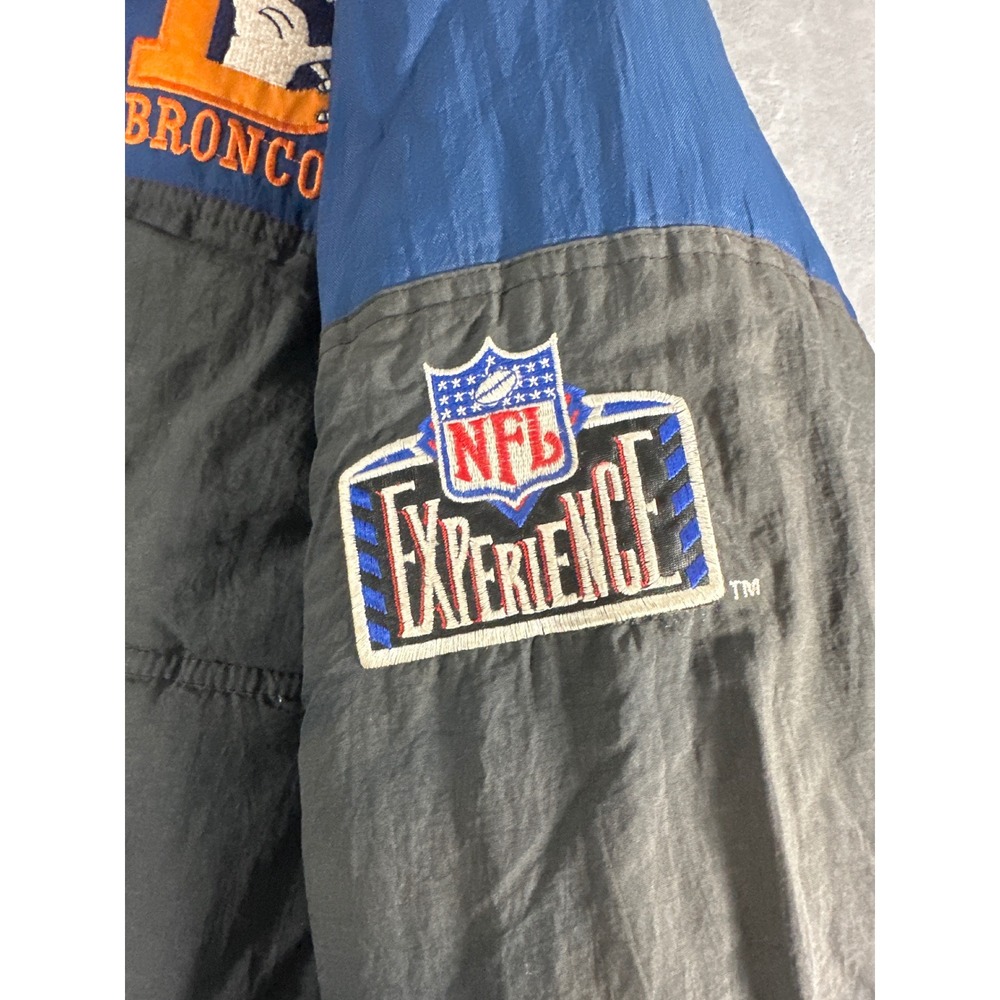 Vintage Pro Player Denver Broncos Puffer Jacket Blue Black Hooded Mens Large NFL - Picture 13 of 16